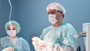 Read more about the article Как выбрать хирурга-эндокринолога?